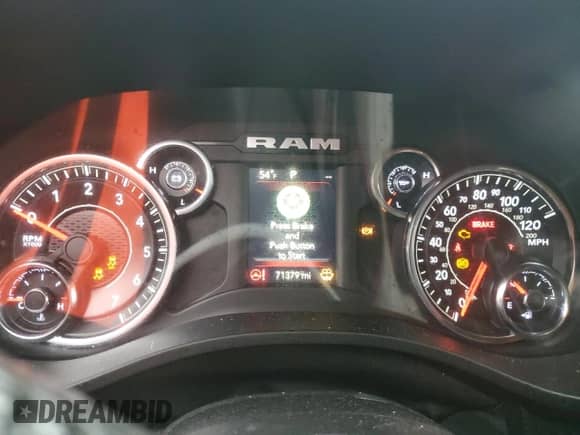 2020 Ram 1500 Big Horn z VIN 1C6RRFBG3LN394618, wystawiony jako Copart lot #49051465 z przebiegiem 71 379 mil mil oraz Szkoda całkowita • Salvage title. Historia ofert i sprzedaży dostępna na DreamBid. Obrazek 9.