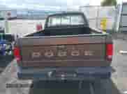 1989 Dodge Dakota SLT z VIN 1B7FL26X5KS160822, wystawiony jako IAAI lot #43544411 z przebiegiem 221 723 mil mil oraz . Historia ofert i sprzedaży dostępna na DreamBid. Obrazek 16.