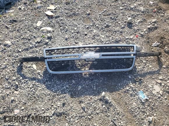 2006 Chevrolet Silverado 1500 LT3 z VIN 2GCEK13T061202555, wystawiony jako Copart lot #84741025 z przebiegiem Nie podano mil oraz Szkoda całkowita • Salvage title. Historia ofert i sprzedaży dostępna na DreamBid. Obrazek 13.