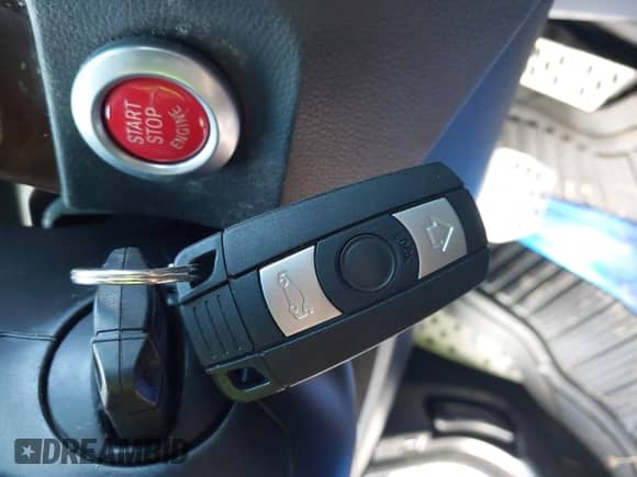 2008 BMW 5 Series 550i with VIN WBANW53578CT50368, listed as a IAAI auction lot 43550084 with 97,497 mi miles and . Bid and sale history available at DreamBid. Image 11.