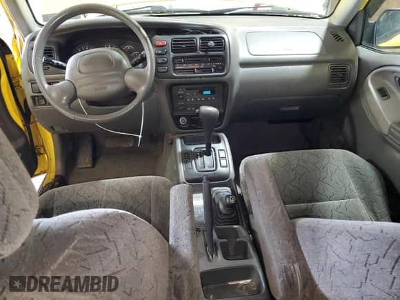 2003 Chevrolet Tracker ZR2 с VIN 2CNBJ734736904853, выставлен на аукционе Copart как лот 60247995 с пробегом 133 709 миль миль и Чистый • Clean title. История ставок и продаж доступна на DreamBid. Изображение 8.