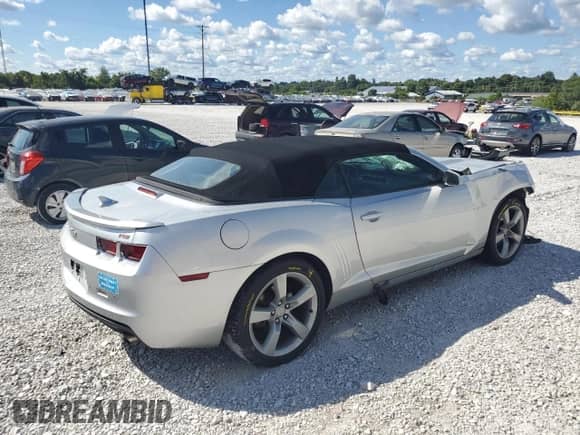 2012 Chevrolet Camaro 2LT z VIN 2G1FC3D33C9101107, wystawiony jako Copart lot #69688475 z przebiegiem 92 775 mil mil oraz Szkoda całkowita • Salvage title. Historia ofert i sprzedaży dostępna na DreamBid. Obrazek 3.