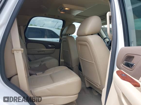 2012 Chevrolet Tahoe LTZ with VIN 1GNSKCE05CR177535, listed as a IAAI auction lot 42149054 with 184,830 mi miles and . Bid and sale history available at DreamBid. Image 8.