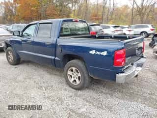 2006 Dodge Dakota SLT z VIN 1D7HW48N16S508036, wystawiony jako IAAI lot #43520375 z przebiegiem 168 810 mil mil oraz . Historia ofert i sprzedaży dostępna na DreamBid. Obrazek 3.