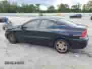 2007 Volvo S60 2.5L Turbo с VIN YV1RS592472631457, выставлен на аукционе Copart как лот 67252635 с пробегом 242 802 миль миль и Списание • Salvage title. История ставок и продаж доступна на DreamBid. Изображение 2.