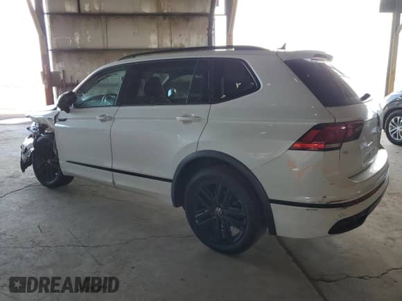 2022 Volkswagen Tiguan SE R-Line Black с VIN 3VVCB7AX5NM070935, выставлен на аукционе Copart как лот 80147435 с пробегом 64 700 миль миль и Списание • Salvage title. История ставок и продаж доступна на DreamBid. Изображение 2.