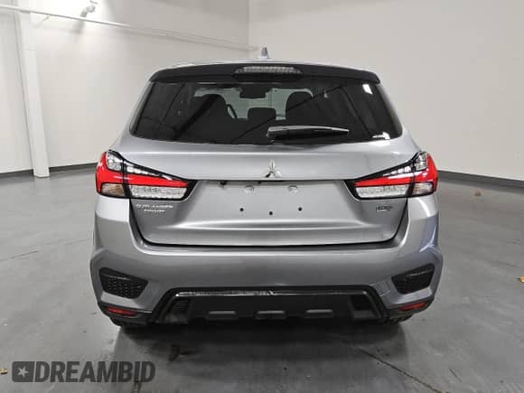 2025 Mitsubishi Outlander S with VIN JA4ARUAU7SU004409, listed as a Copart auction lot 89471945 with 7,066 mi miles and Clean title. Bid and sale history available at DreamBid. Image 6.