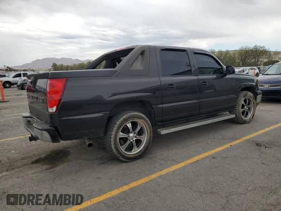 2005 Chevrolet Avalanche Z66 с VIN 3GNEC12Z95G136751, выставлен на аукционе Copart как лот 70385765 с пробегом 185 656 миль миль и Списание • Salvage title. История ставок и продаж доступна на DreamBid. Изображение 3.