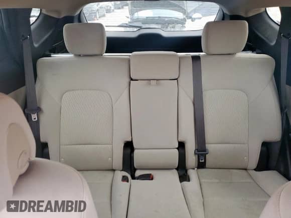 2018 Hyundai Santa Fe 2.4L with VIN 5XYZU3LB5JG507207, listed as a Copart auction lot 81623245 with 151,981 mi miles and Salvage title. Bid and sale history available at DreamBid. Image 10.