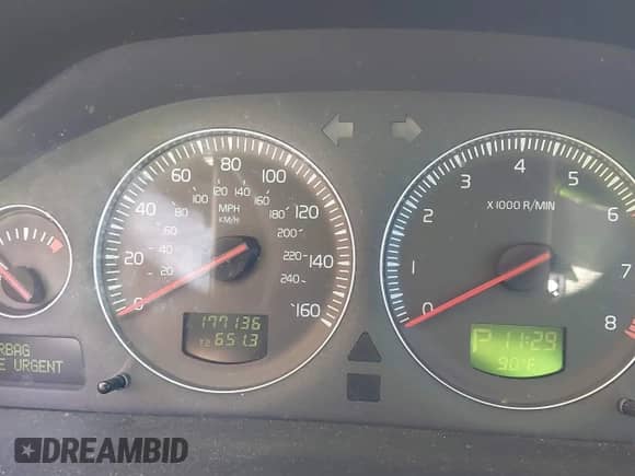 2009 Volvo S60 2.5T с VIN YV1RS592892737820, выставлен на аукционе IAAI как лот 43334035 с пробегом 177 136 миль миль и . История ставок и продаж доступна на DreamBid. Изображение 7.