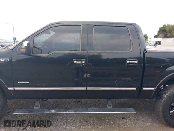 2013 Ford F-150 XL with VIN 1FTFW1ET8DFC32981, listed as a IAAI auction lot 42747652 with 167,299 mi miles and . Bid and sale history available at DreamBid. Image 15.