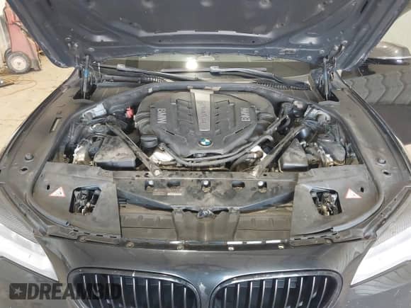 2013 BMW 7 Series 750i xDrive с VIN WBAYB6C5XDC998313, выставлен на аукционе IAAI как лот 42835766 с пробегом 151 062 миль миль и . История ставок и продаж доступна на DreamBid. Изображение 10.