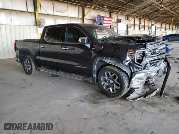 2022 GMC Sierra 1500 SLT with VIN 1GTUUDED7NZ645692, listed as a Copart auction lot 61500445 with 65,076 mi miles and Salvage title. Bid and sale history available at DreamBid. Image 4.