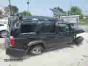 2006 Jeep Commander with VIN 1J8HH48K96C204319, listed as a Copart auction lot 64581825 with Not provided miles and Salvage title. Bid and sale history available at DreamBid. Image 3.