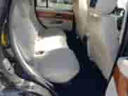 2007 Land Rover Range Rover Sport HSE z VIN SALSK254X7A105877, wystawiony jako IAAI lot #42865340 z przebiegiem 172 889 mil mil oraz . Historia ofert i sprzedaży dostępna na DreamBid. Obrazek 8.