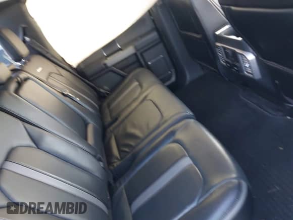 2018 Ford F-150 XL z VIN 1FTEW1C57JFC99955, wystawiony jako IAAI lot #41217007 z przebiegiem 176 723 mil mil oraz . Historia ofert i sprzedaży dostępna na DreamBid. Obrazek 8.