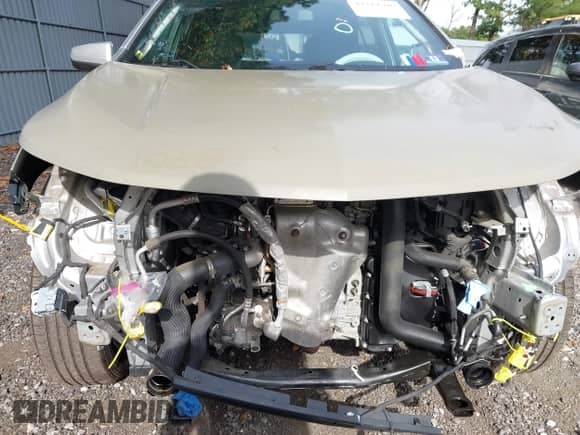 2019 Chevrolet Equinox LT z VIN 3GNAXKEV4KS617064, wystawiony jako IAAI lot #43314396 z przebiegiem 79 278 mil mil oraz . Historia ofert i sprzedaży dostępna na DreamBid. Obrazek 12.