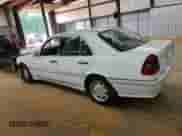 2000 Mercedes-Benz C 230/260/280/320 z VIN WDBHA29G2YA841169, wystawiony jako Copart lot #55229645 z przebiegiem Nie podano mil oraz Szkoda całkowita • Salvage title. Historia ofert i sprzedaży dostępna na DreamBid. Obrazek 2.