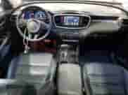 2018 Kia Sorento SX z VIN 5XYPKDA59JG428865, wystawiony jako Copart lot #81065545 z przebiegiem 85 434 mil mil oraz Szkoda całkowita • Salvage title. Historia ofert i sprzedaży dostępna na DreamBid. Obrazek 8.