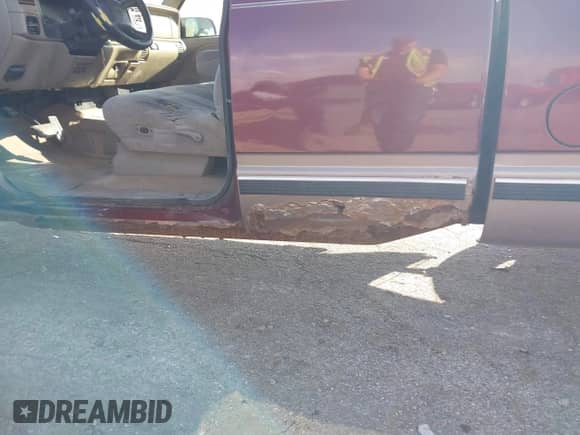 1998 Chevrolet Silverado 1500 с VIN 2GCEK19R1W1248908, выставлен на аукционе IAAI как лот 43375675 с пробегом 163 101 миль миль и . История ставок и продаж доступна на DreamBid. Изображение 6.