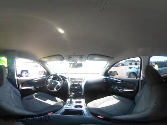 2012 Chevrolet Traverse 1LT z VIN 1GNKVGED9CJ277606, wystawiony jako IAAI lot #42864068 z przebiegiem 139 446 mil mil oraz . Historia ofert i sprzedaży dostępna na DreamBid. Obrazek 19.