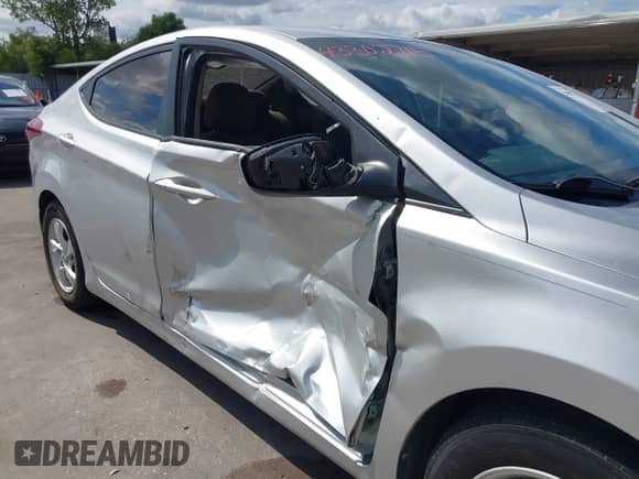 2015 Hyundai Elantra SE with VIN 5NPDH4AE5FH616560, listed as a IAAI auction lot 43302715 with 181,440 mi miles and . Bid and sale history available at DreamBid. Image 19.