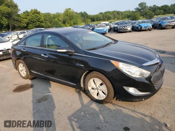 2015 Hyundai Sonata with VIN KMHEC4A47FA139188, listed as a Copart auction lot 67391835 with 50,179 mi miles and Clean title. Bid and sale history available at DreamBid. Image 4.