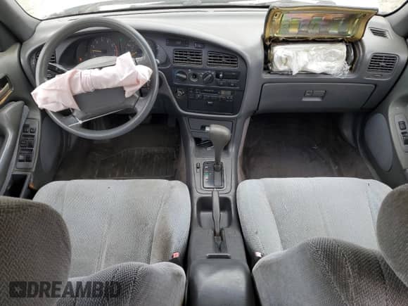 1994 Toyota Camry z VIN 4T1SK12W3RU451984, wystawiony jako Copart lot #48890155 z przebiegiem 270 256 mil mil oraz Szkoda całkowita • Salvage title. Historia ofert i sprzedaży dostępna na DreamBid. Obrazek 8.