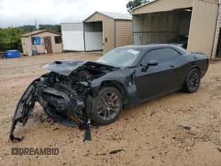 2020 Dodge Challenger R/T Scat Pack с VIN 2C3CDZFJ7LH191099, выставлен на аукционе Copart как лот 80397275 с пробегом 117 556 миль миль и Списание • Salvage title. История ставок и продаж доступна на DreamBid. Изображение 1.