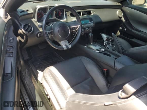 2011 Chevrolet Camaro 2SS с VIN 2G1FK3DJ4B9206786, выставлен на аукционе Copart как лот 63867115 с пробегом 64 876 миль миль и Списание • Salvage title. История ставок и продаж доступна на DreamBid. Изображение 8.