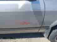 1991 Dodge Dakota z VIN 1B7GG23X9MS351515, wystawiony jako IAAI lot #42853981 z przebiegiem 197 406 mil mil oraz . Historia ofert i sprzedaży dostępna na DreamBid. Obrazek 6.