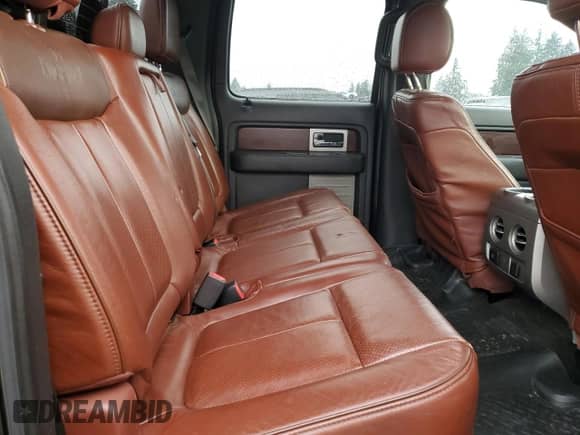 2013 Ford F-150 Lariat с VIN 1FTFW1ET0DKE79676, выставлен на аукционе Copart как лот 84296895 с пробегом 172 921 миль миль и Списание • Salvage title. История ставок и продаж доступна на DreamBid. Изображение 10.