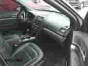 2018 Ford Explorer XLT z VIN 1FM5K7DH7JGA40847, wystawiony jako IAAI lot #43525561 z przebiegiem 85 342 mil mil oraz . Historia ofert i sprzedaży dostępna na DreamBid. Obrazek 5.