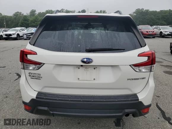 2020 Subaru Forester Premium z VIN JF2SKAJC8LH421585, wystawiony jako Copart lot #68327985 z przebiegiem 94 482 mil mil oraz Szkoda całkowita • Salvage title. Historia ofert i sprzedaży dostępna na DreamBid. Obrazek 6.