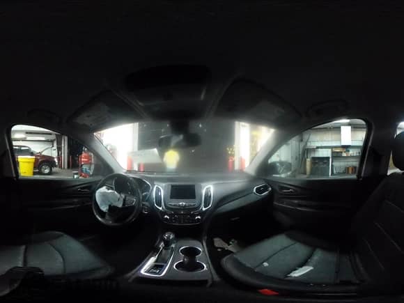 2021 Chevrolet Equinox LT с VIN 2GNAXUEV9M6156358, выставлен на аукционе IAAI как лот 43314479 с пробегом 58 169 миль миль и . История ставок и продаж доступна на DreamBid. Изображение 17.