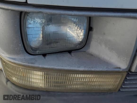 2000 Chevrolet Astro Cargo с VIN 1GCDM19W4YB196124, выставлен на аукционе IAAI как лот 42132330 с пробегом 200 414 миль миль и . История ставок и продаж доступна на DreamBid. Изображение 1.
