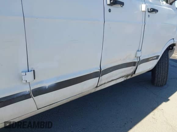 2001 Dodge RAM with VIN 2B7JB21Z51K544971, listed as a IAAI auction lot 41379490 with 238,371 mi miles and . Bid and sale history available at DreamBid. Image 6.