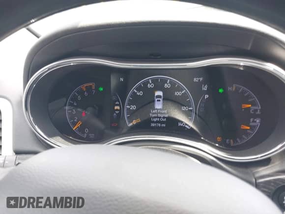 2020 Jeep Grand Cherokee Summit с VIN 1C4RJFJT0LC137054, выставлен на аукционе IAAI как лот 42235704 с пробегом 70 000 миль миль и . История ставок и продаж доступна на DreamBid. Изображение 7.