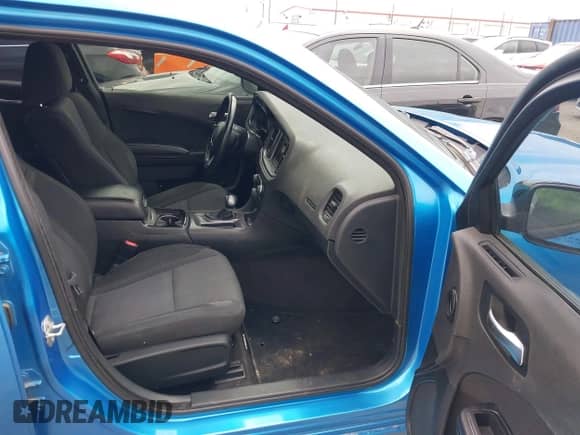 2019 Dodge Charger SXT with VIN 2C3CDXBG8KH510880, listed as a IAAI auction lot 42612600 with 82,449 mi miles and . Bid and sale history available at DreamBid. Image 5.
