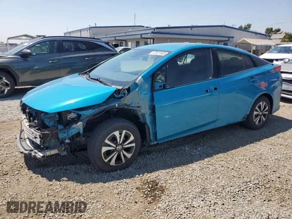 2018 Toyota Prius Plus with VIN JTDKARFP9J3081286, listed as a Copart auction lot 67827655 with 131,432 mi miles and Salvage title. Bid and sale history available at DreamBid. Image 1.