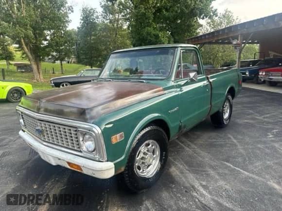1971 Chevrolet Silverado 1500 z VIN CE241A642989, wystawiony jako Copart lot #69961275 z przebiegiem 84 940 mil mil oraz Czysty tytuł • Clean title. Historia ofert i sprzedaży dostępna na DreamBid. Obrazek 2.