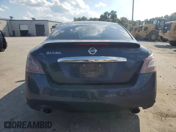 2014 Nissan Maxima S z VIN 1N4AA5APXEC434092, wystawiony jako Copart lot #81805155 z przebiegiem 278 617 mil mil oraz Szkoda całkowita • Salvage title. Historia ofert i sprzedaży dostępna na DreamBid. Obrazek 6.