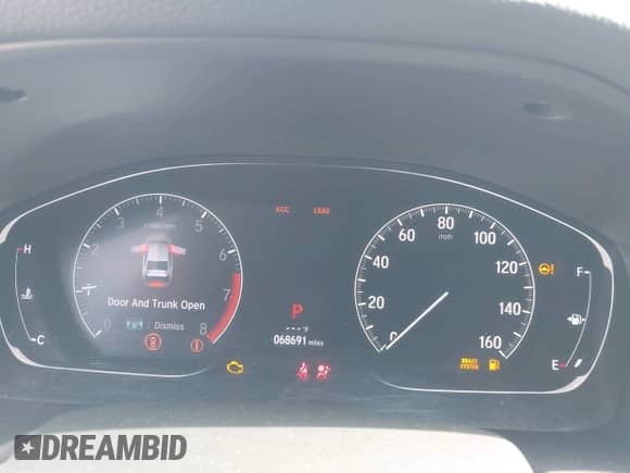 2018 Honda Accord Touring z VIN 1HGCV1F92JA028695, wystawiony jako IAAI lot #43191595 z przebiegiem 68 691 mil mil oraz . Historia ofert i sprzedaży dostępna na DreamBid. Obrazek 7.