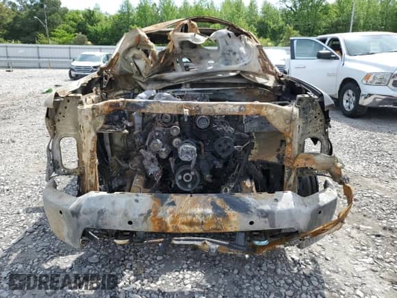 2021 Chevrolet Silverado 2500HD High Country с VIN 1GC4YREY2MF284117, выставлен на аукционе Copart как лот 52414664 с пробегом Не указан миль и На запчасти • Non repairable. История ставок и продаж доступна на DreamBid. Изображение 5.