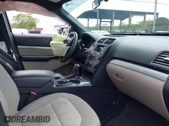 2018 Ford Explorer with VIN 1FM5K7BH6JGC36877, listed as a IAAI auction lot 42195431 with 70,372 mi miles and . Bid and sale history available at DreamBid. Image 5.