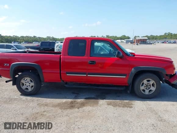2006 Chevrolet Silverado 1500 LT3 с VIN 1GCEK19Z36Z136862, выставлен на аукционе IAAI как лот 42097096 с пробегом 254 905 миль миль и . История ставок и продаж доступна на DreamBid. Изображение 13.