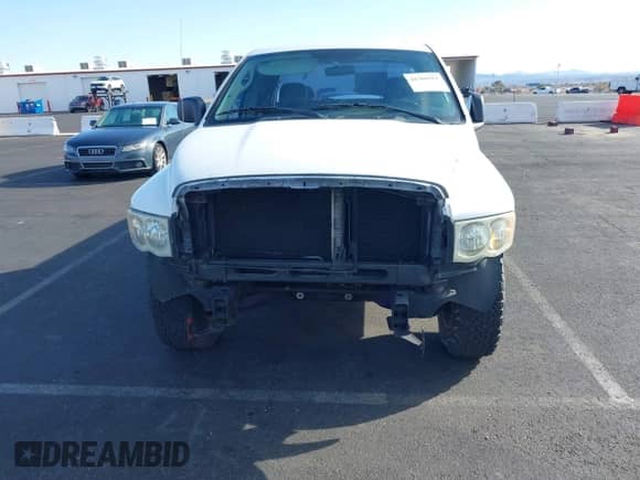 2004 Dodge 1500 ST z VIN 1D7HA18K04J210437, wystawiony jako IAAI lot #41765912 z przebiegiem 220 324 mil mil oraz . Historia ofert i sprzedaży dostępna na DreamBid. Obrazek 6.