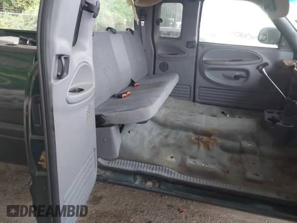 2001 Dodge 1500 with VIN 3B7HC13Y81G788833, listed as a IAAI auction lot 42621385 with Not provided miles and . Bid and sale history available at DreamBid. Image 8.