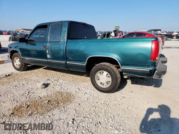 1996 GMC Sierra 1500 z VIN 2GTEC19R4T1552775, wystawiony jako Copart lot #68291925 z przebiegiem 146 095 mil mil oraz Szkoda całkowita • Salvage title. Historia ofert i sprzedaży dostępna na DreamBid. Obrazek 2.