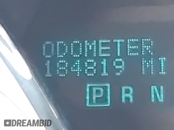 2014 Chevrolet Traverse LT z VIN 1GNKRHKD7EJ169048, wystawiony jako IAAI lot #42332958 z przebiegiem 184 819 mil mil oraz . Historia ofert i sprzedaży dostępna na DreamBid. Obrazek 15.